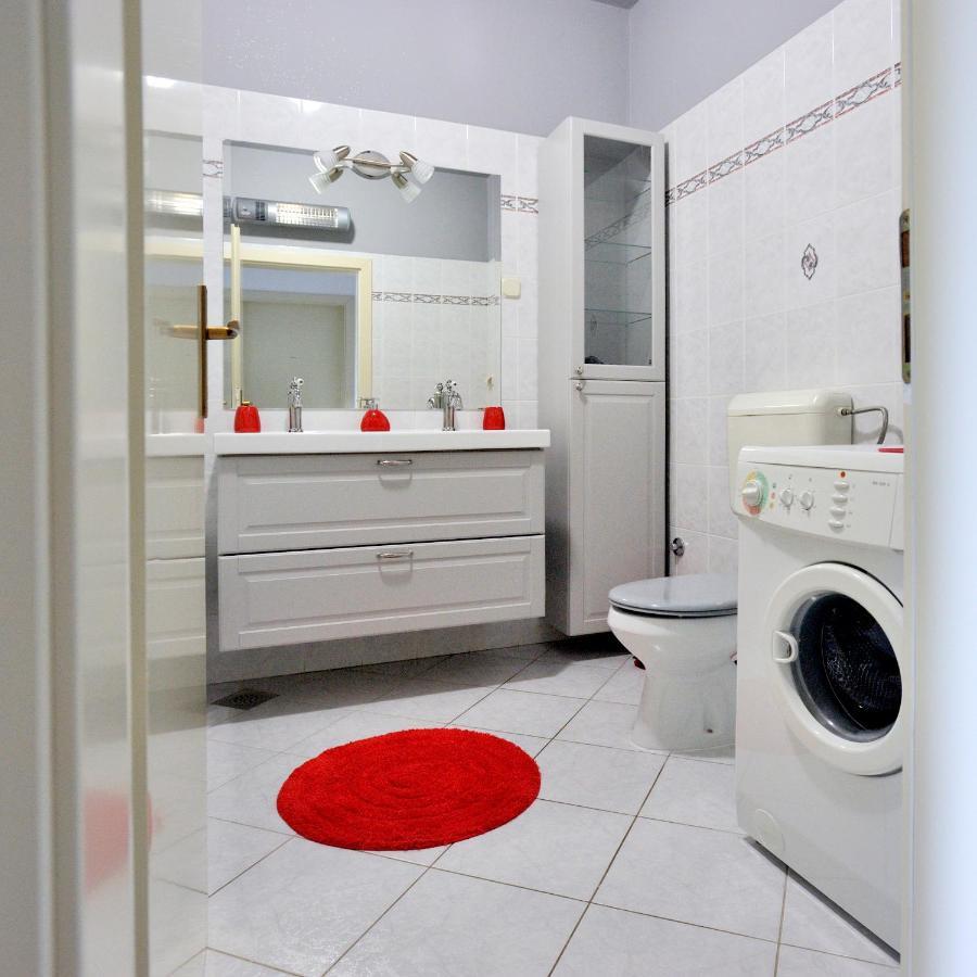 Apartment Vinja Porec - Privat Garden - Whirlpool Kültér fotó
